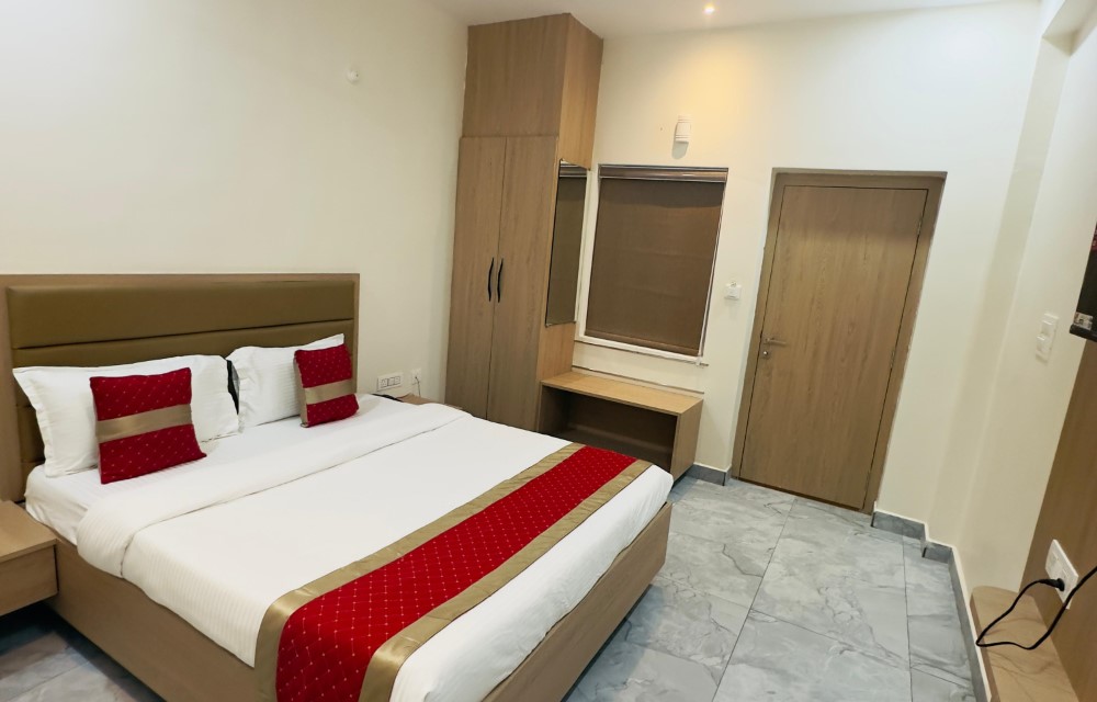 Hotel Raga